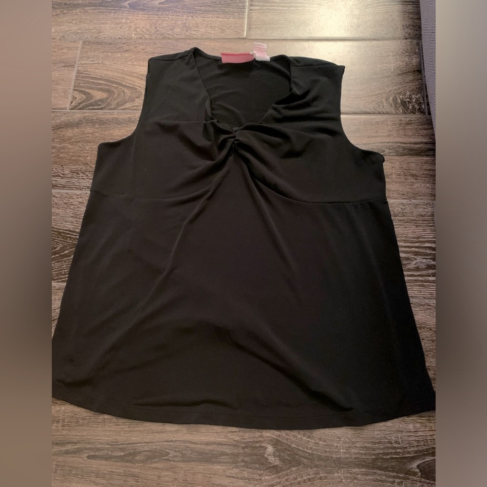 V-neck Sleeveless Maternity Top